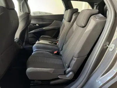 Peugeot 5008 2023 - 29500 EUR, 14500 km - AUTO.MOTO.pt - 14500km - foto 20 de 23