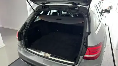 Mercedes-Benz C 220 2015 - 23490 EUR, 242329 km - 242329km - foto 15 de 33