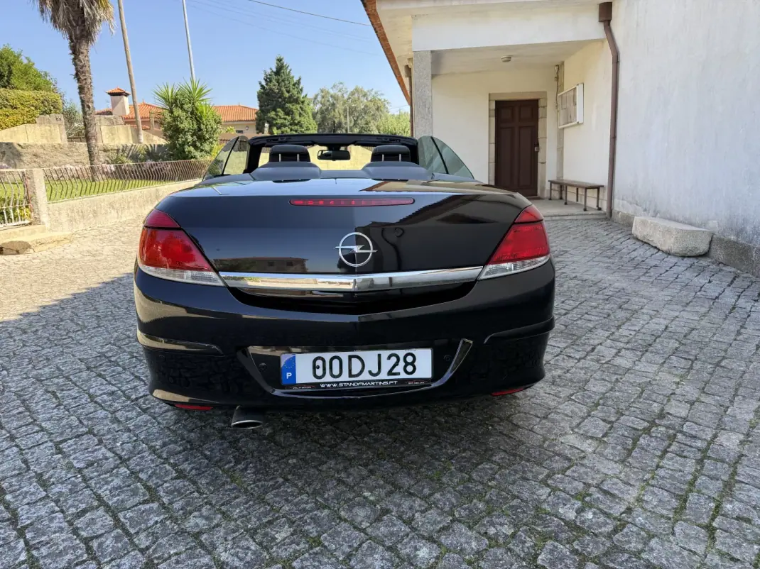 Opel Astra Cabrio 2006 - 7499 EUR, 97000 km - 97000km - foto 5 de 25