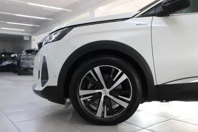 Peugeot 3008 2021 - 22990 EUR, 110993 km - AUTO.MOTO.pt - 110993km - foto 10 de 26