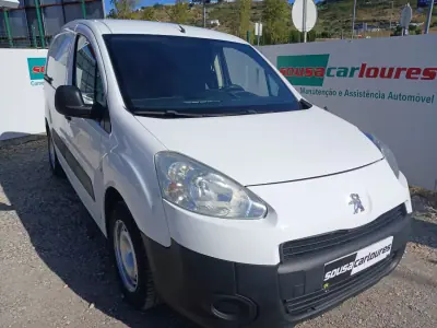 Peugeot Partner 2012 - 5750 EUR, 317861 km - foto 4 de 20