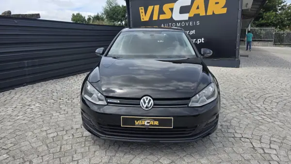 Volkswagen Golf 2015 - 14540 EUR, 135000 km - AUTO.MOTO.pt - 135000km - foto 11 de 26