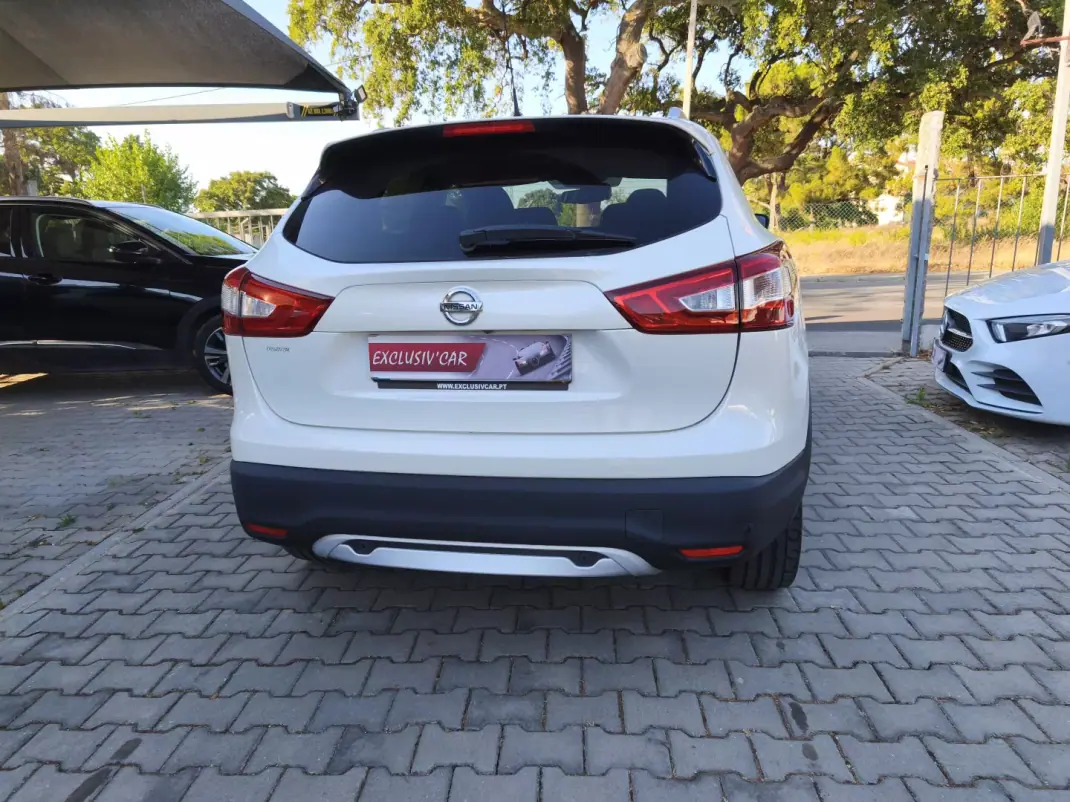 Nissan Qashqai 2015 - 12900 EUR, 195000 km - 195000km - foto 4 de 15