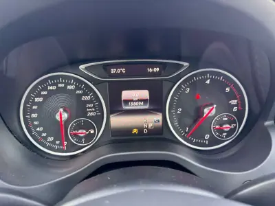 Mercedes-Benz A 180 2018 - 17500 EUR, 155000 km - 155000km - foto 14 de 19