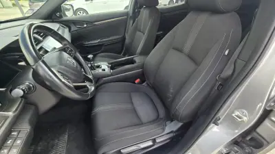 Honda Civic 2017 - 17950 EUR, 128483 km - AUTO.MOTO.pt - 128483km - foto 13 de 30