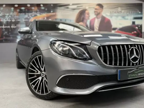 Mercedes-Benz E 300 2019 - 25750 EUR, 235639 km - AUTO.MOTO.pt - 235639km - foto 12 de 20