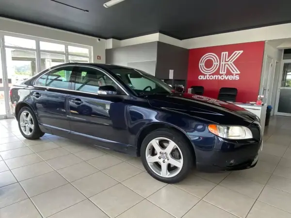 Volvo S80 2007 - 7500 EUR, 369251 km - AUTO.MOTO.pt - 369251km - foto 5 de 33