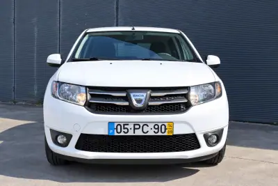 Dacia Sandero 2014 - 6990 EUR, 99876 km - 99876km - foto 2 de 25