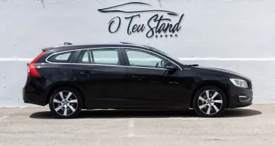 Volvo V60 2013 - 12500 EUR, 242000 km - AUTO.MOTO.pt - 242000km - foto 6 de 45