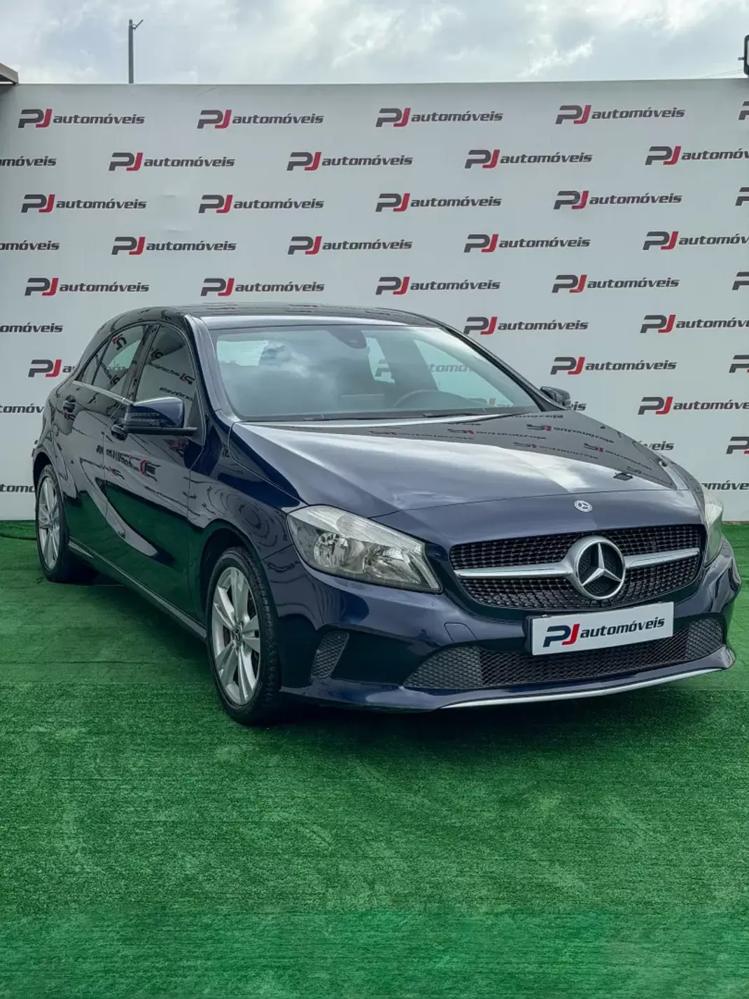 Mercedes-Benz A 180 2017 - 15990 EUR, 171488 km - 171488km - foto 4 de 22