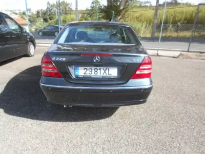 Mercedes-Benz C 220 2004 — foto 5 de 15