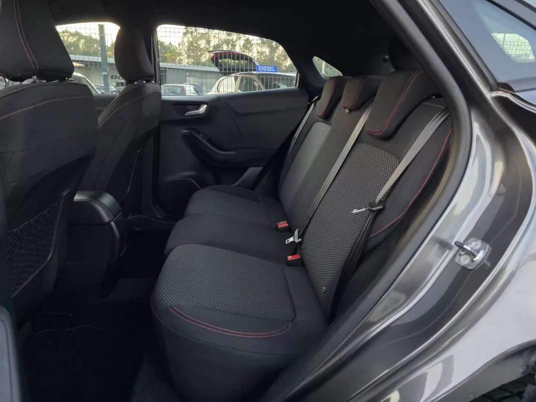 Ford Puma 2023 - 18990 EUR, 102000 km - AUTO.MOTO.pt - 102000km - foto 42 de 43