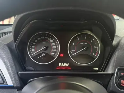 BMW 116 2016 - 18900 EUR, 140456 km - AUTO.MOTO.pt - 140456km - foto 17 de 29