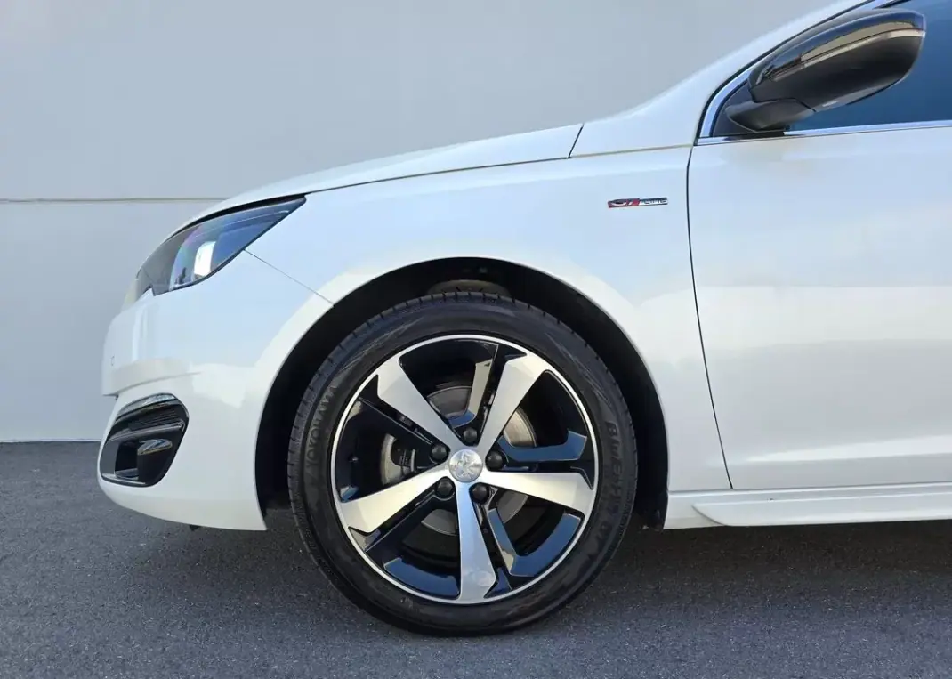 Peugeot 308 SW 2017 - 13750 EUR, 136500 km - 136500km - foto 8 de 36