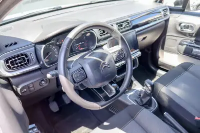 Citroën C3 2018 - 9990 EUR, 89000 km - AUTO.MOTO.pt - 89000km - foto 8 de 28
