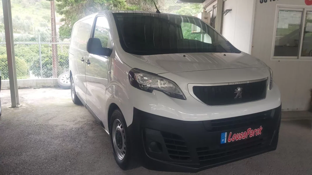 Peugeot Expert 2019 - 17500 EUR, 192616 km - 192616km - foto 3 de 11