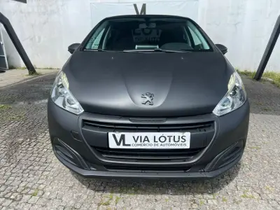Peugeot 208 2016 - 8500 EUR, 166000 km - 166000km - foto 2 de 3
