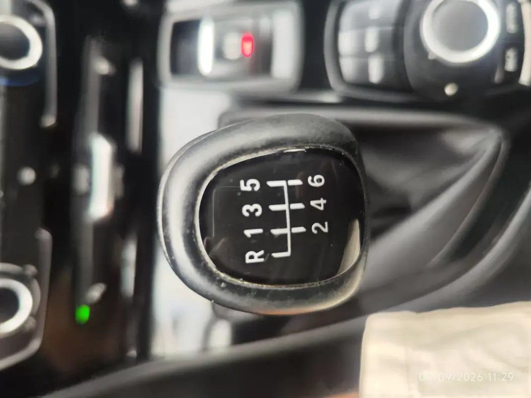 BMW 216 Active Tourer 2016 - 12780 EUR, 117000 km - 117000km - foto 39 de 40