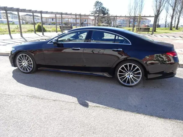 Mercedes-Benz CLS 300 2019 - 46500 EUR, 103200 km - 103200km - foto 4 de 52