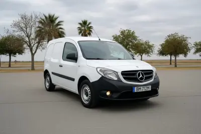 Mercedes-Benz Citan 108 CDI 2021 - 13350 EUR, 82000 km - AUTO.MOTO.pt - 82000km - foto 4 de 16