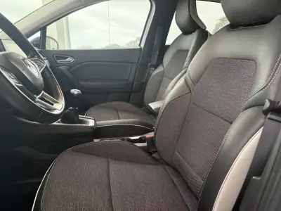 Renault Captur 2020 - 17500 EUR, 30000 km - AUTO.MOTO.pt - 30000km - foto 28 de 48