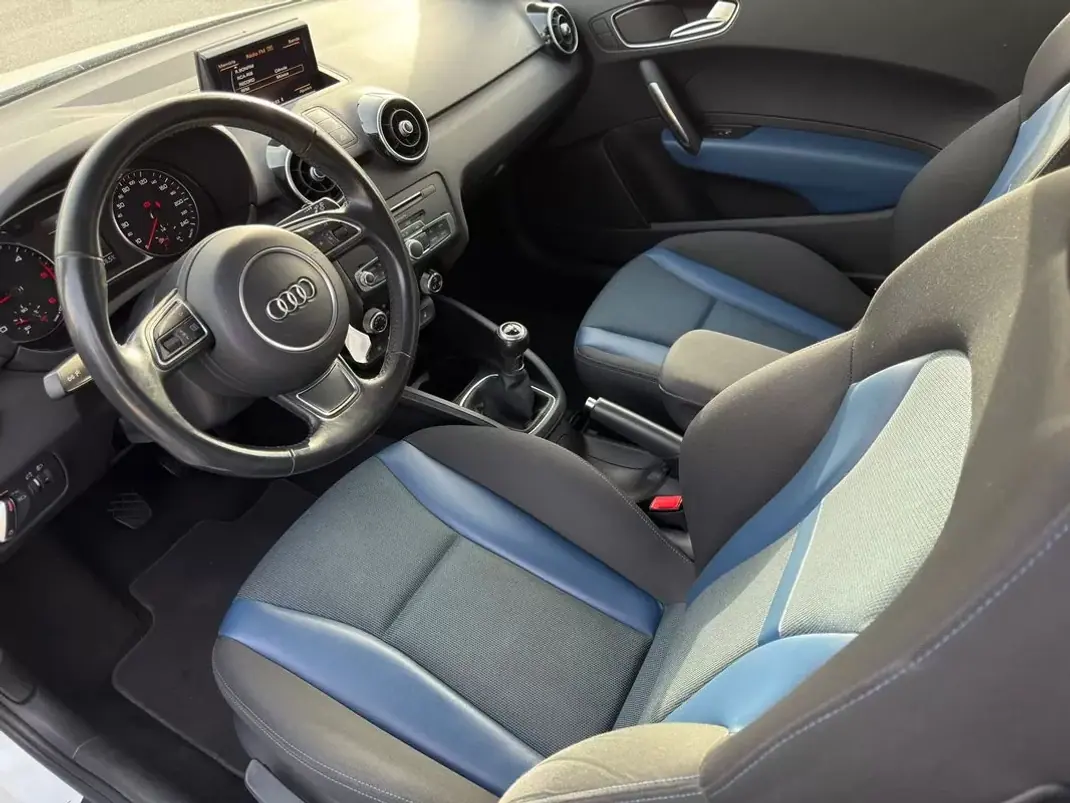 Audi A1 2017 - 12900 EUR, 164200 km - 164200km - foto 2 de 22