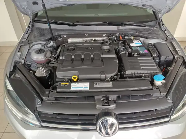 Volkswagen Golf 2017 - 17390 EUR, 126004 km - AUTO.MOTO.pt - 126004km - foto 13 de 13