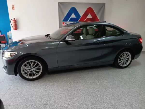 BMW 218 2015 - 15950 EUR, 147000 km - AUTO.MOTO.pt - 147000km - foto 5 de 19