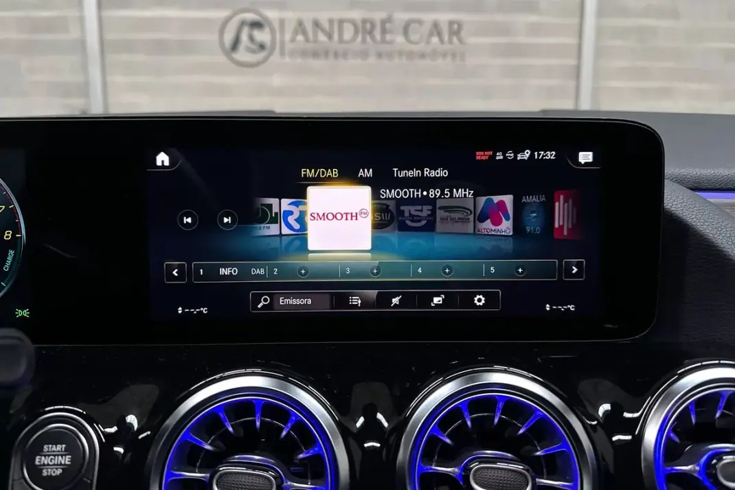 Mercedes-Benz GLA 250 2021 - 33950 EUR, 52396 km - AUTO.MOTO.pt - 52396km - foto 20 de 60