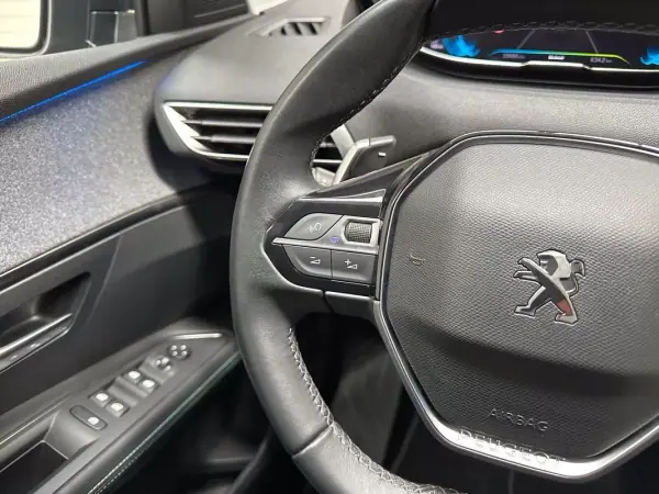 Peugeot 3008 2021 - 21450 EUR, 33941 km - AUTO.MOTO.pt - 33941km - foto 50 de 60