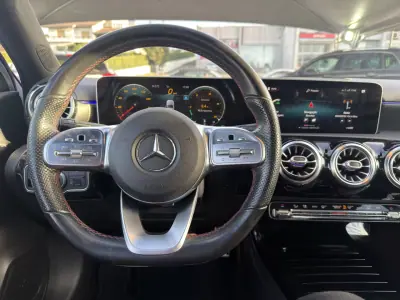 Mercedes-Benz A 180 Limousine 2019 - 23990 EUR, 176827 km - AUTO.MOTO.pt - 176827km - foto 16 de 19
