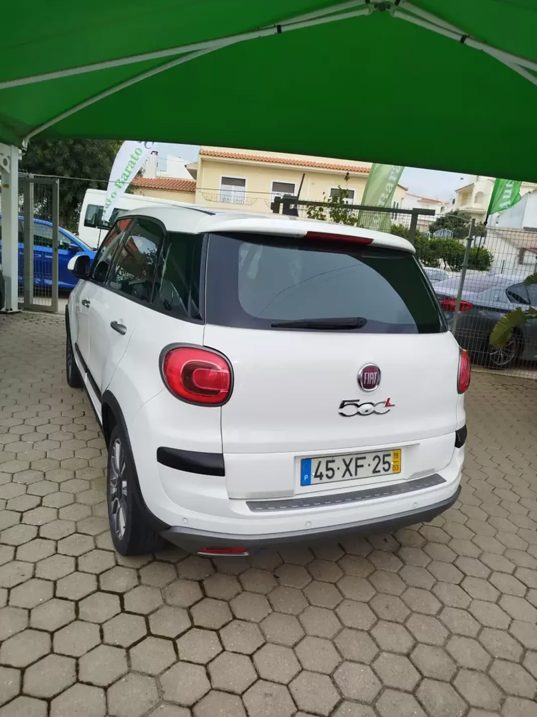 Fiat 500L 2019 - 15800 EUR, 98150 km - AUTO.MOTO.pt - 98150km - foto 7 de 8