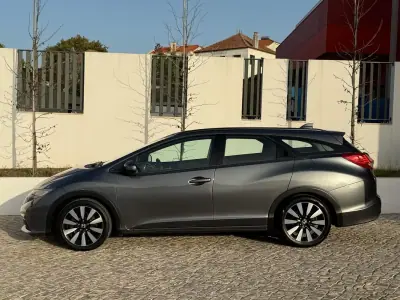 Honda Civic Tourer 2014 - 11950 EUR, 120000 km - 120000km - foto 4 de 27