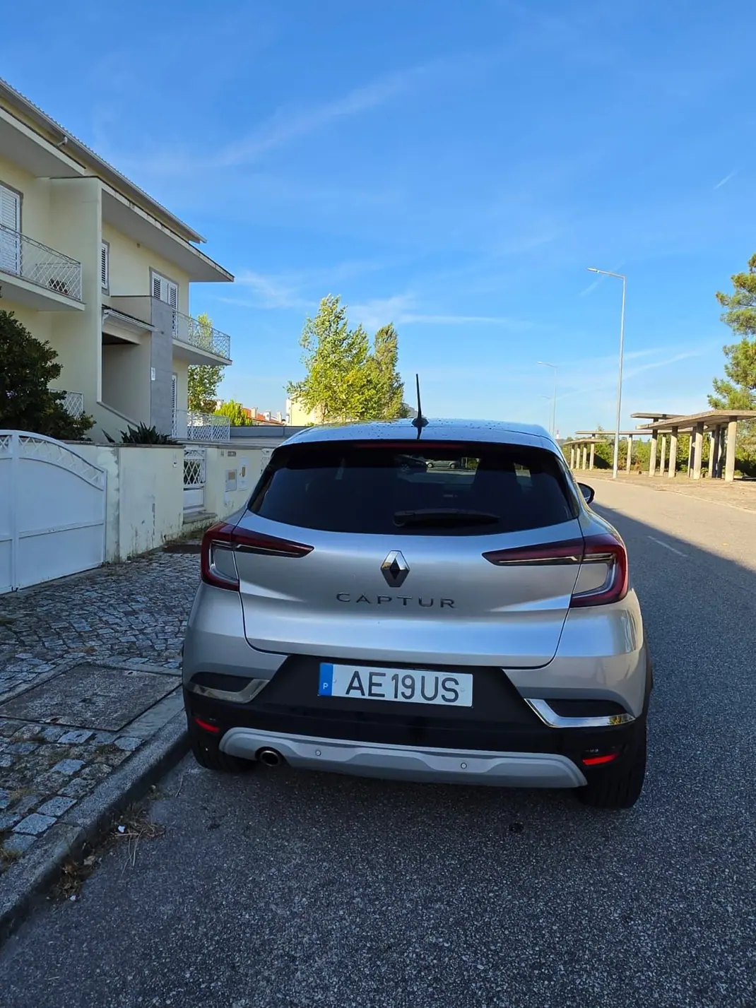 Renault Captur 2021 - 14500 EUR, 138000 km - 138000km - foto 8 de 10