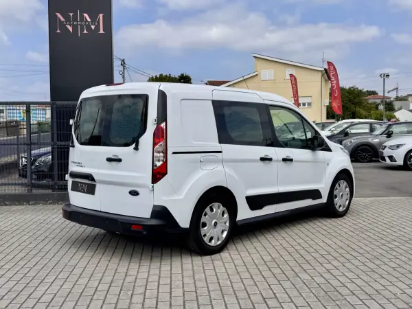 Ford Transit Connect 2019 - 12500 EUR, 110000 km - AUTO.MOTO.pt - 110000km - foto 2 de 24
