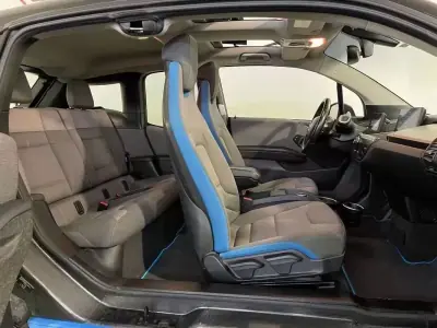 BMW i3 2016 - 13950 EUR, 124000 km - AUTO.MOTO.pt - 124000km - foto 21 de 40