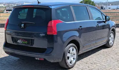 Peugeot 5008 2011 - 5500 EUR, 307207 km - 307207km - foto 6 de 20