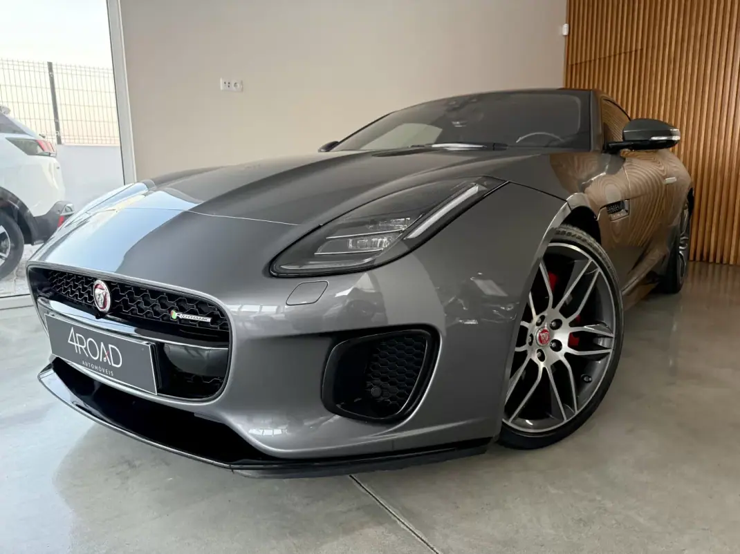 Jaguar F-Type 2018 - 46000 EUR, 64300 km - AUTO.MOTO.pt - 64300km - foto 2 de 135