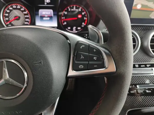 Mercedes-Benz C 63 AMG 2015 - 59500 EUR, 60000 km - AUTO.MOTO.pt - 60000km - foto 31 de 51