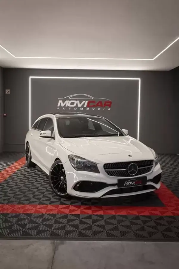 Mercedes-Benz CLA 220 2017 - 23900 EUR, 158220 km - AUTO.MOTO.pt - 158220km - foto 4 de 17