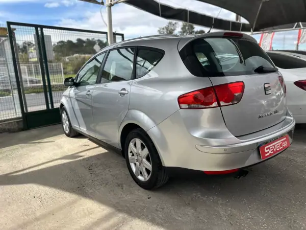 SEAT Altea XL 2007 - 8490 EUR, 250208 km - AUTO.MOTO.pt - 250208km - foto 2 de 7