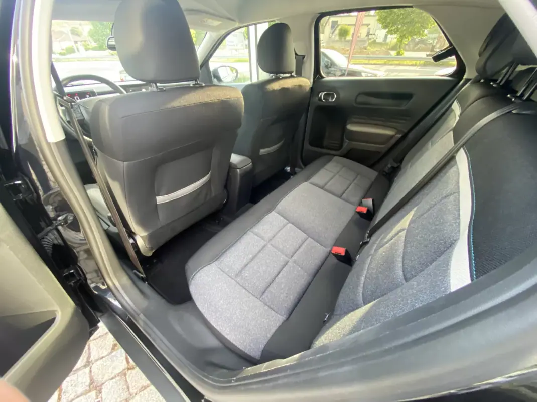 Citroën C4 Cactus 2019 - 18750 EUR, 72912 km - AUTO.MOTO.pt - 72912km - foto 24 de 54