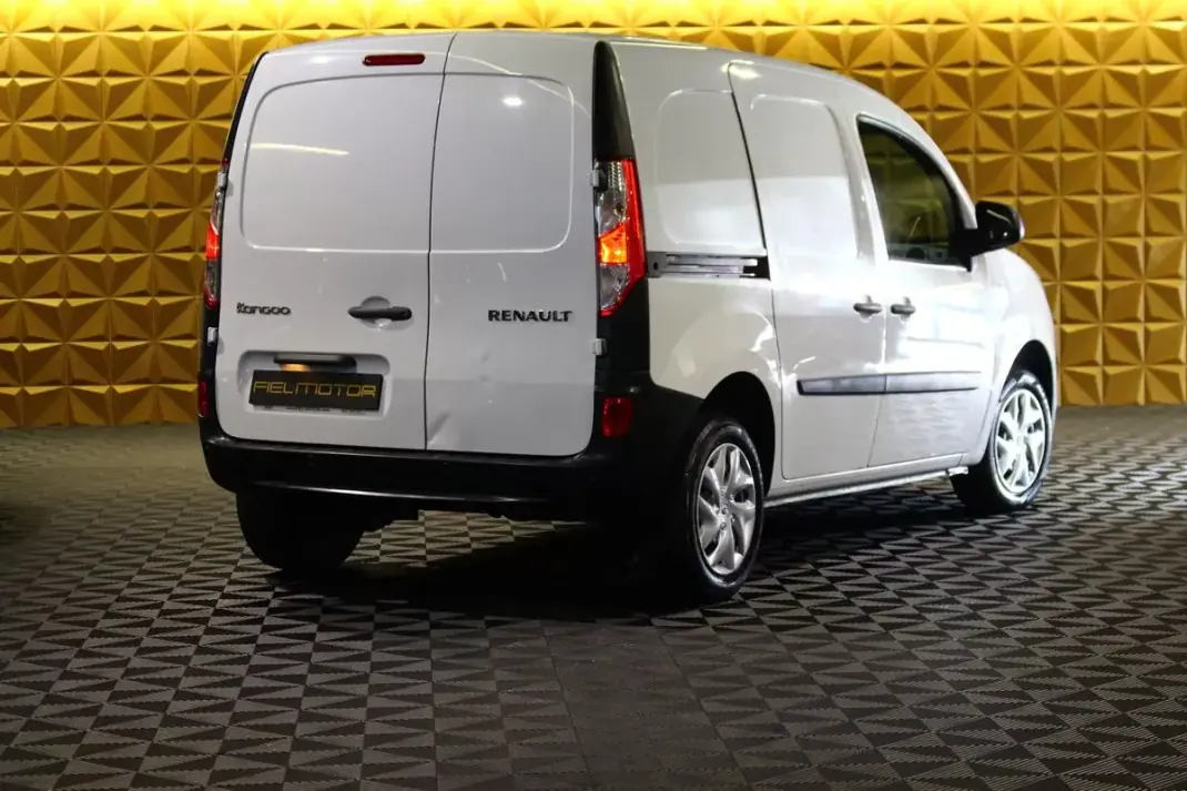 Renault KANGOO IVA DEDUTIVEL 2019 - 9450 EUR, 190000 km - AUTO.MOTO.pt - 190000km - foto 22 de 24