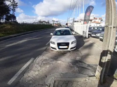 Audi A3 Sportback 2010 - 9900 EUR, 224980 km - AUTO.MOTO.pt - 224980km - foto 5 de 34