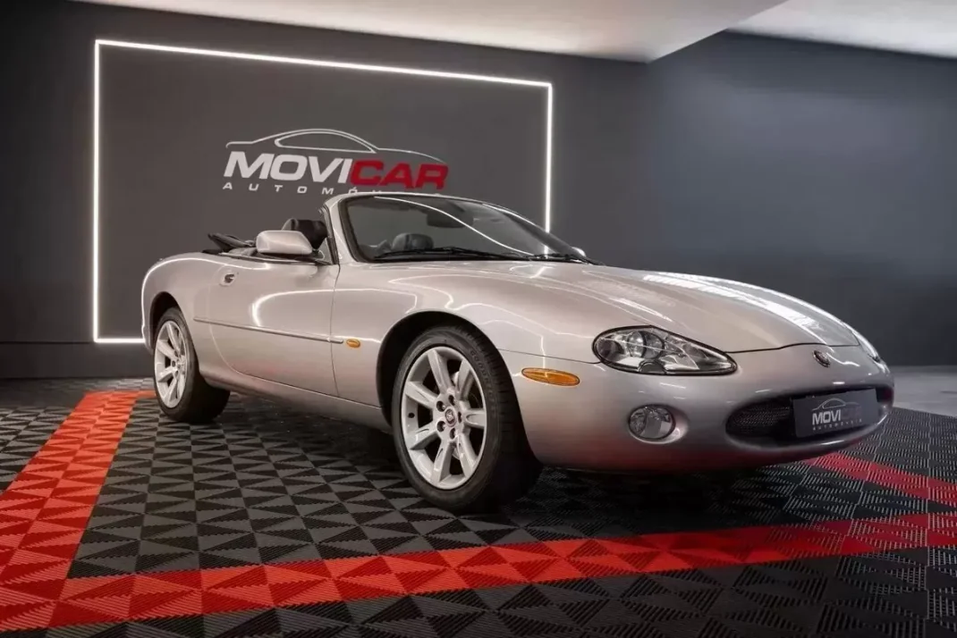 Jaguar XK 2001 - 31490 EUR, 113965 km - AUTO.MOTO.pt - 113965km - foto 3 de 29