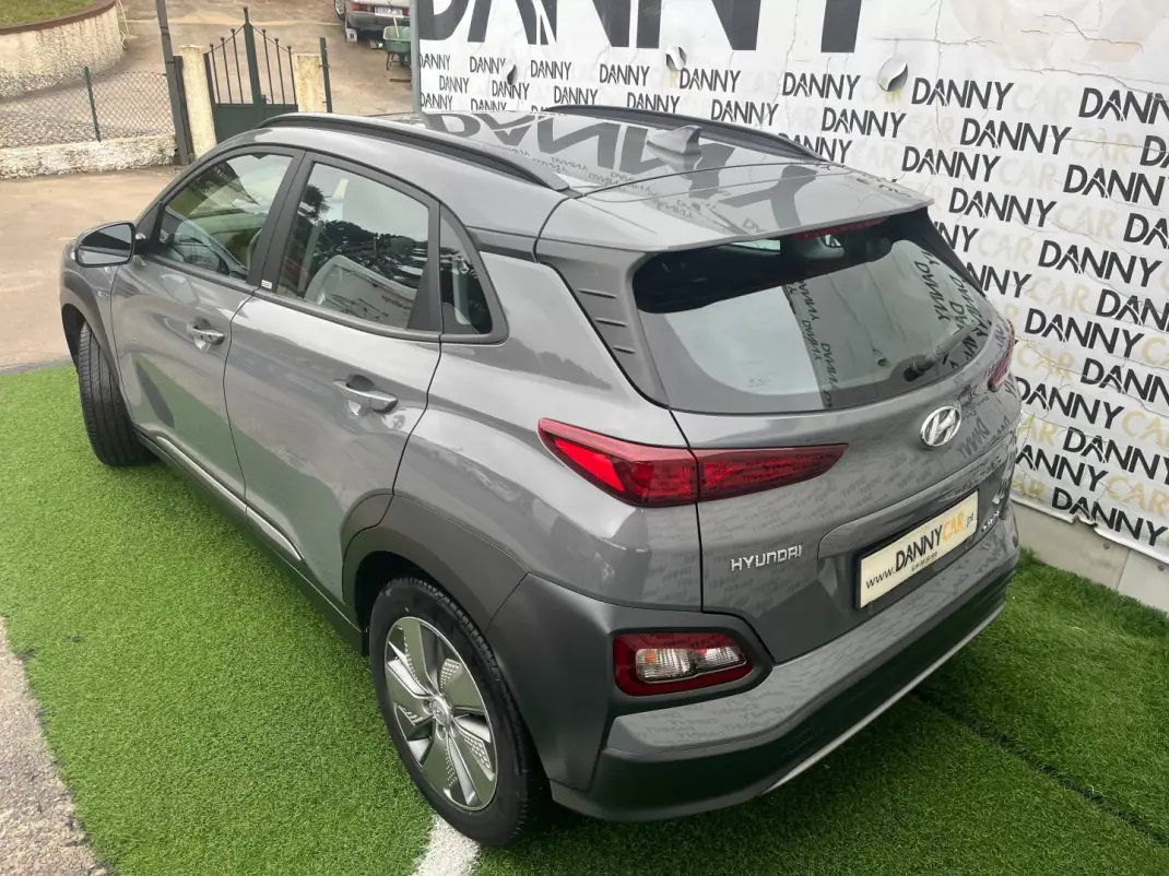 Hyundai Kauai 2021 - 18500 EUR, 57000 km - AUTO.MOTO.pt - 57000km - foto 4 de 6