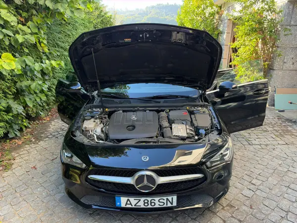 Mercedes-Benz CLA 180 2019 — foto 2 de 14