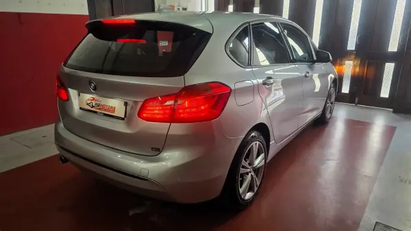 BMW 216 Active Tourer 2016 - 14890 EUR, 92637 km - AUTO.MOTO.pt - 92637km - foto 5 de 55