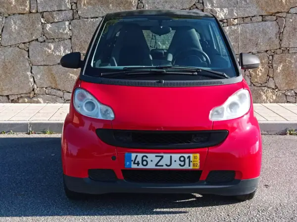 Smart Fortwo Cabrio 2010 - 6790 EUR, 109000 km - AUTO.MOTO.pt - 109000km - foto 4 de 9