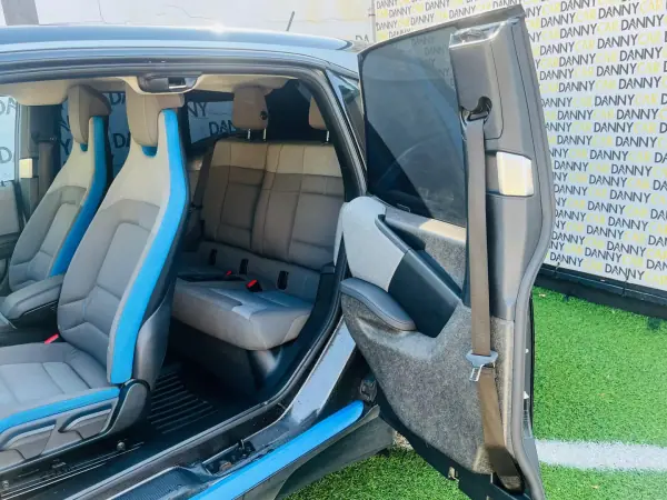 BMW i3 2019 - 20450 EUR, 50000 km - AUTO.MOTO.pt - 50000km - foto 9 de 11